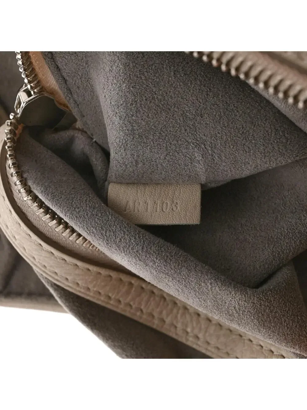 Louis Vuitton Mahina L Ivory #329586L11B
